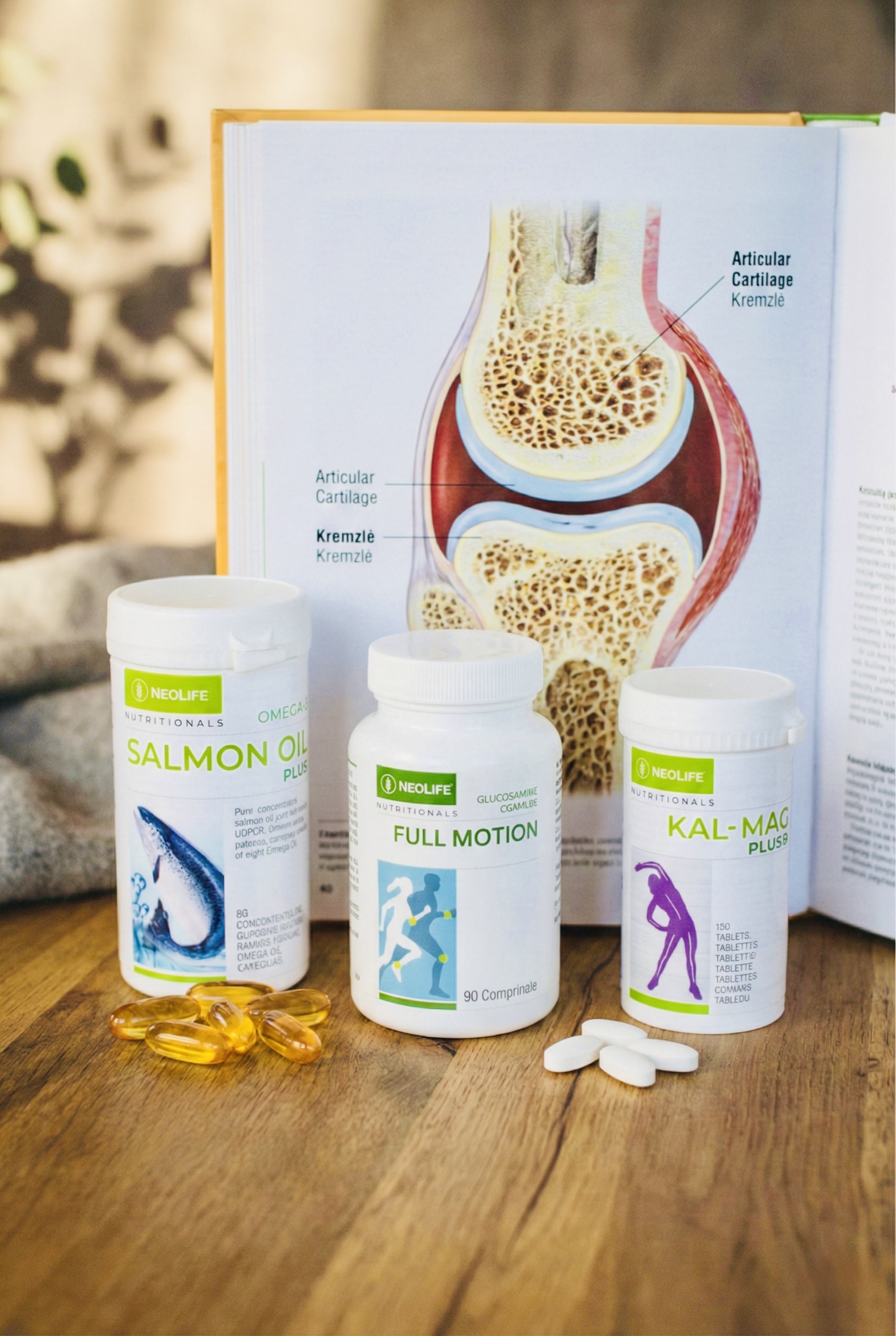 kompleksas-sanariams-full-motion-kal-mag-d-omega-3 Kompleksas sąnariams – NeoLife Full Motion, Kal-Mag-D ir Omega-3 papildai sąnarių kremzlei, kaulams ir judrumui